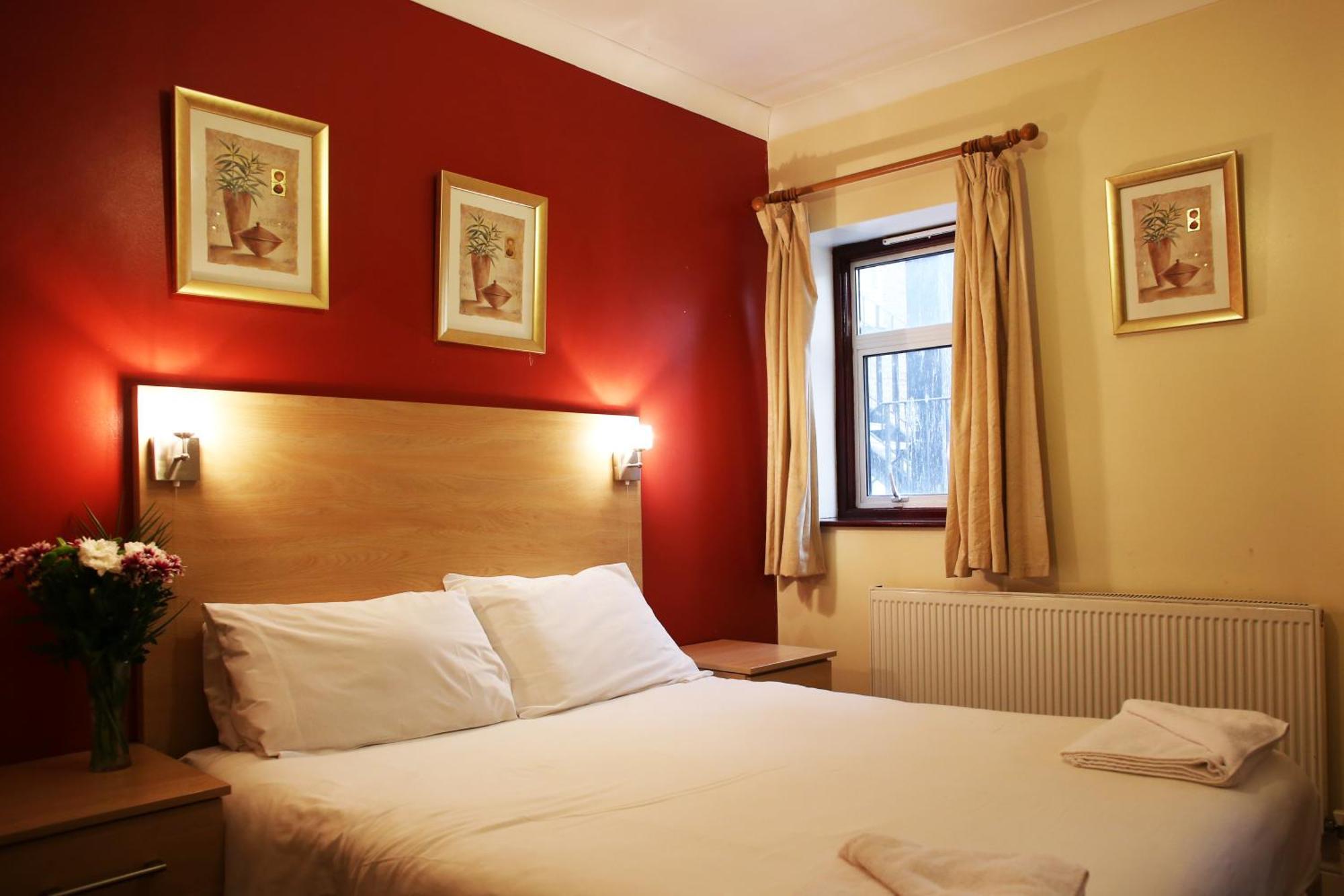 City Inn Express Hotel Londra Esterno foto